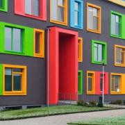 How to paint a wooden house outside: how to choose a color and paint